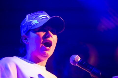 Photo images from Sarah Callaghan's music shosw Headline at Under The Bridge, in Stamford Bridge, London. 